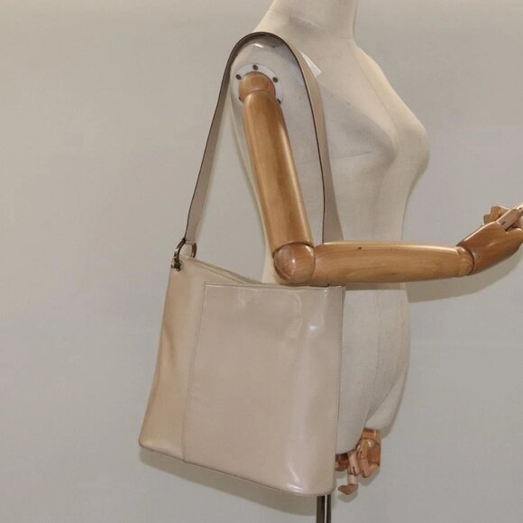 Salvatore Ferragamo Shoulder Bag Patent leather Beige Silver Auth - Picture 1 of 16